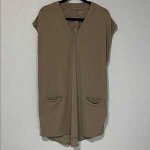 Garnet Hill Taupe Women's Tunic Back Woven Part 100% Silk